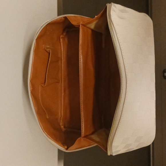 Makeup Bag - Picture 2 of 2